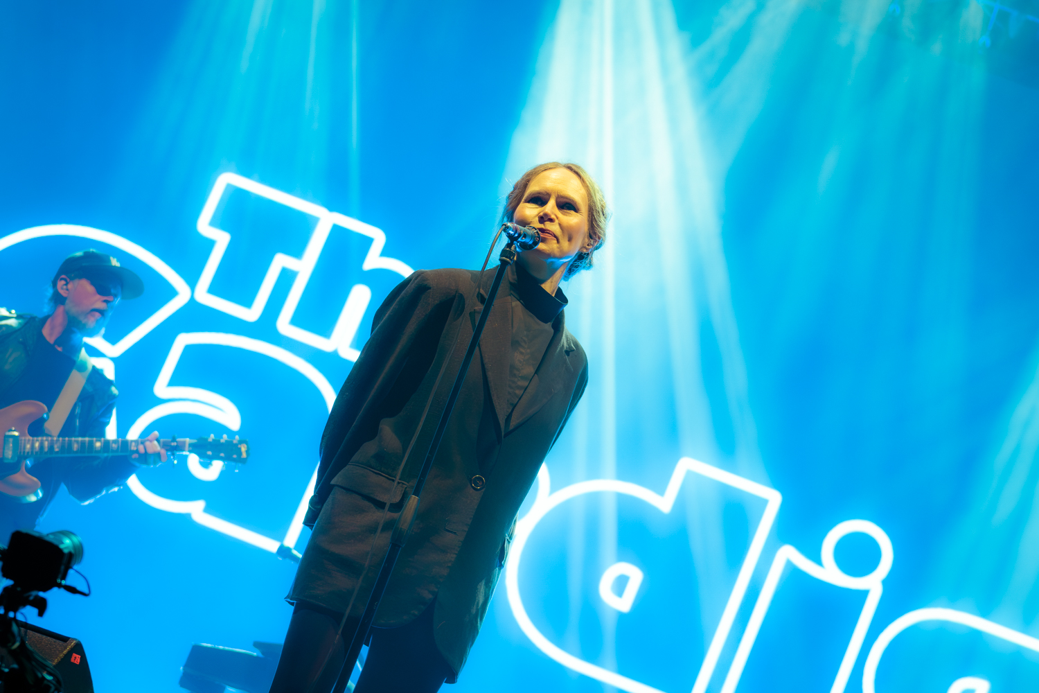 The Cardigans en Bogotá: El arte de la nostalgia