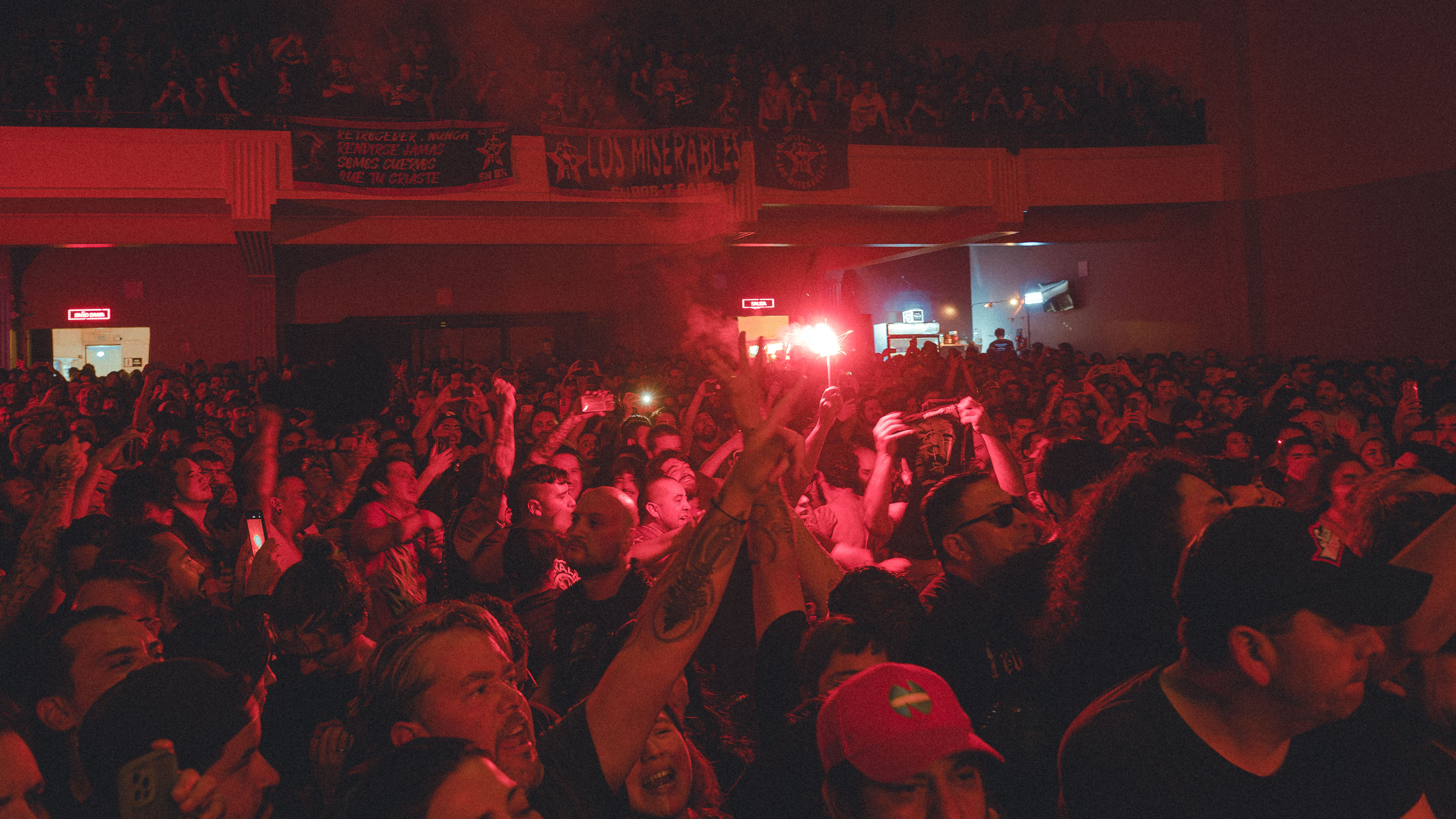 Fiskales Ad-Hok - Gira 2026