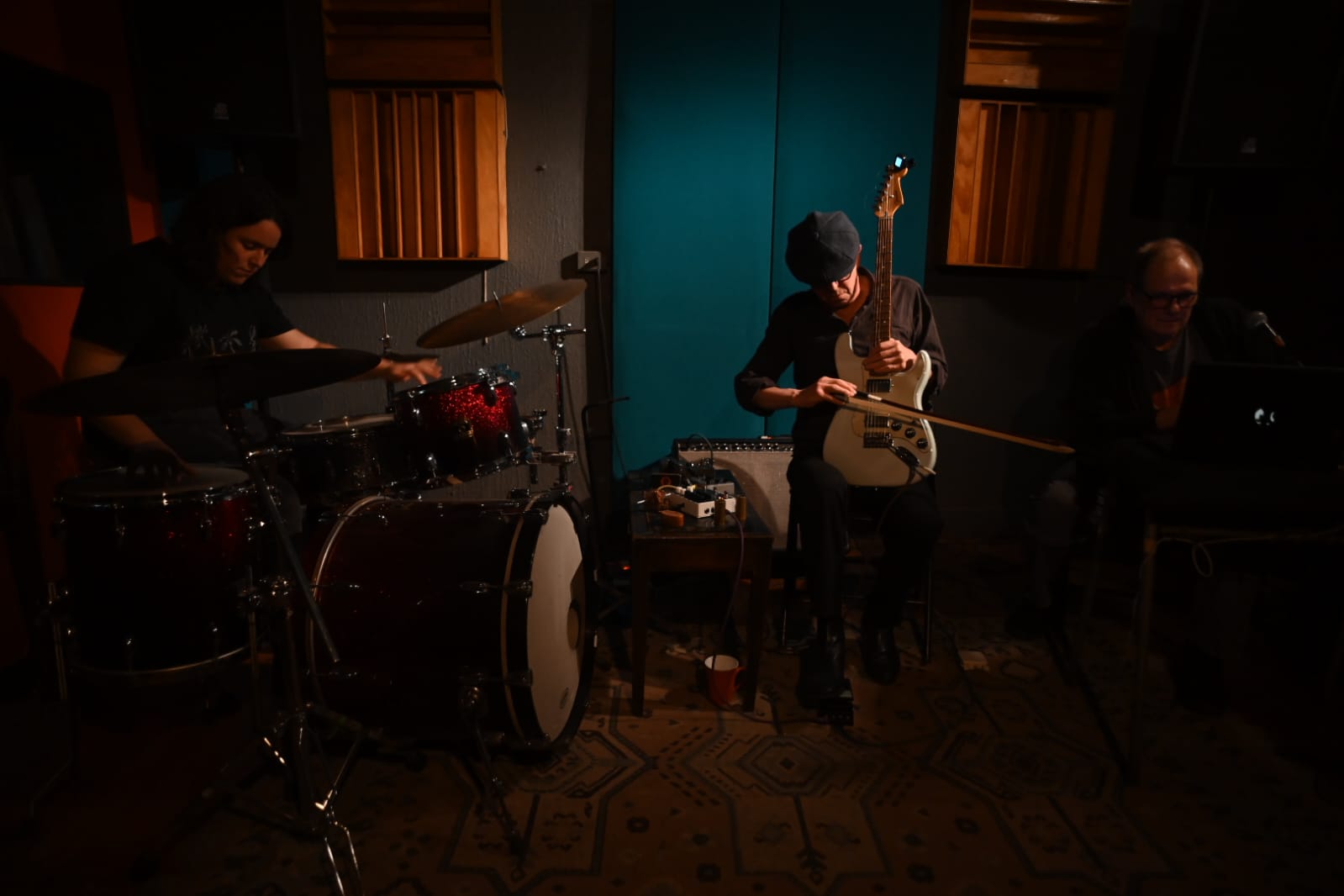 Schnee + Antonia Valladares + No Hnos Carrasco