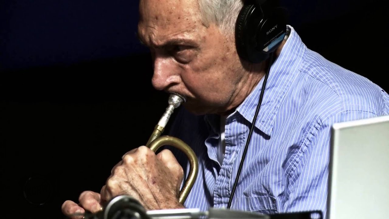 "Music Is Invisible (Pentimento Volume Three)": agendan disco póstumo de Jon Hassell