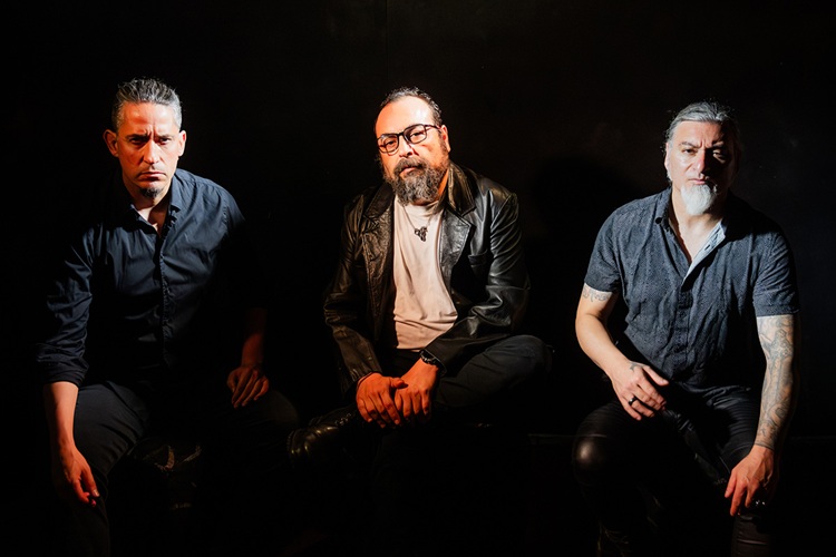 La banda presentó su portada y primeros detalles