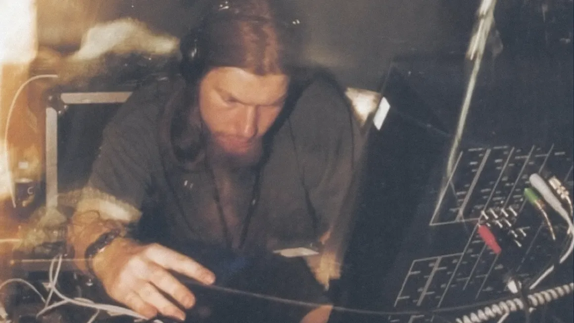 En múltiples formatos: Aphex Twin programa la reedición de "Drukqs"