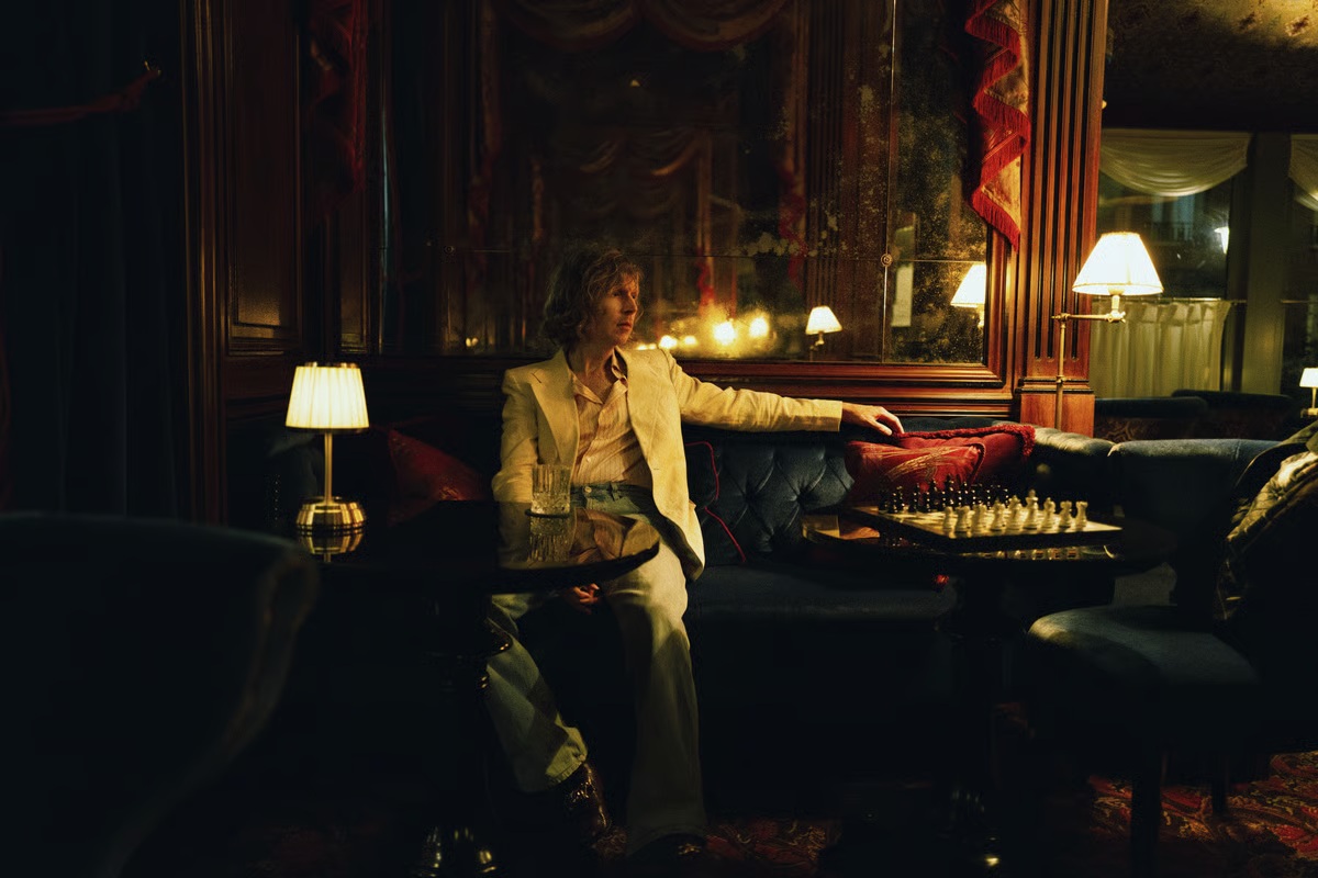 Beck agenda su primer álbum en más de seis años