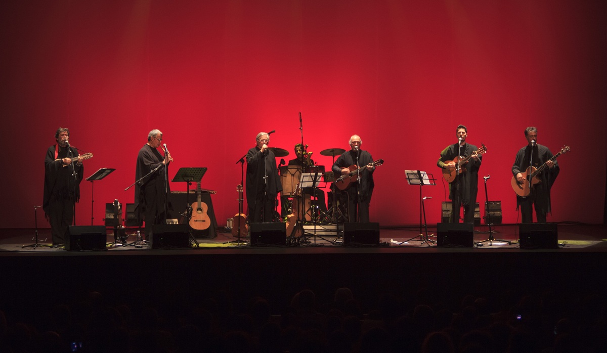 Quilapayún vuelve al Teatro Municipal de Santiago