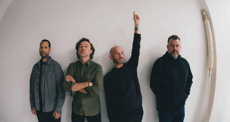 Rise Against vuelve con doble estreno