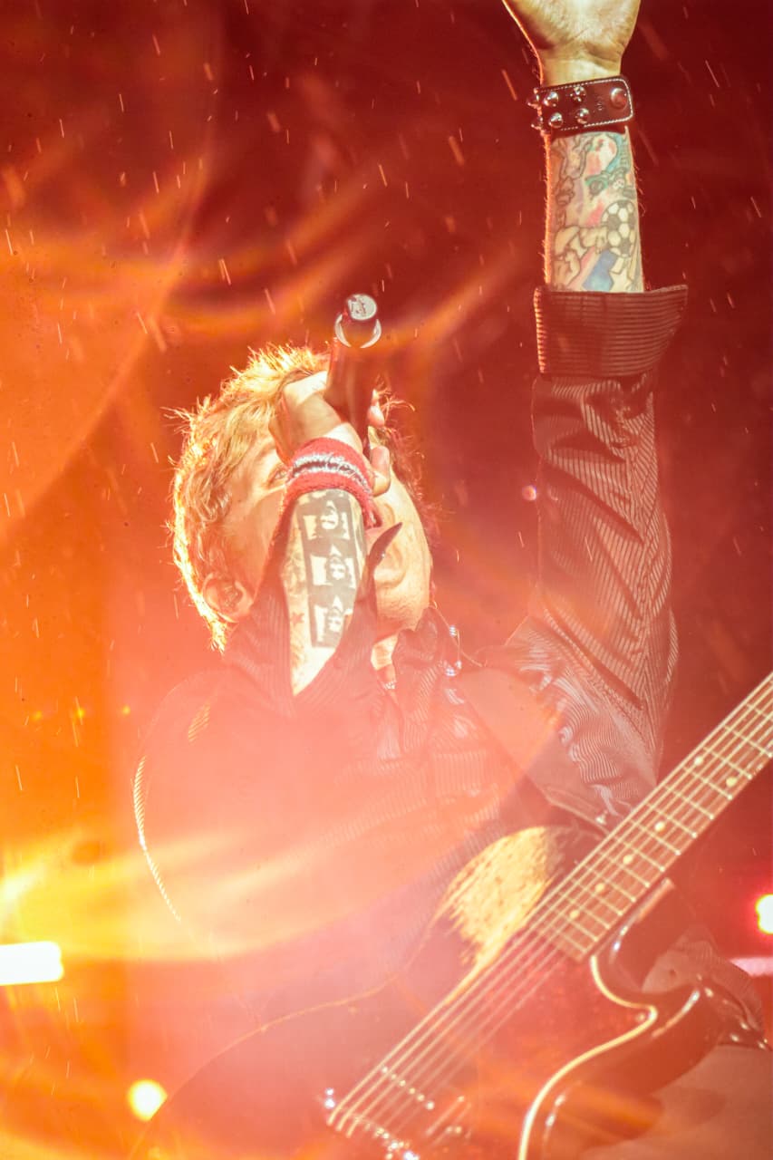 Green Day encendió Bogotá bajo la lluvia
