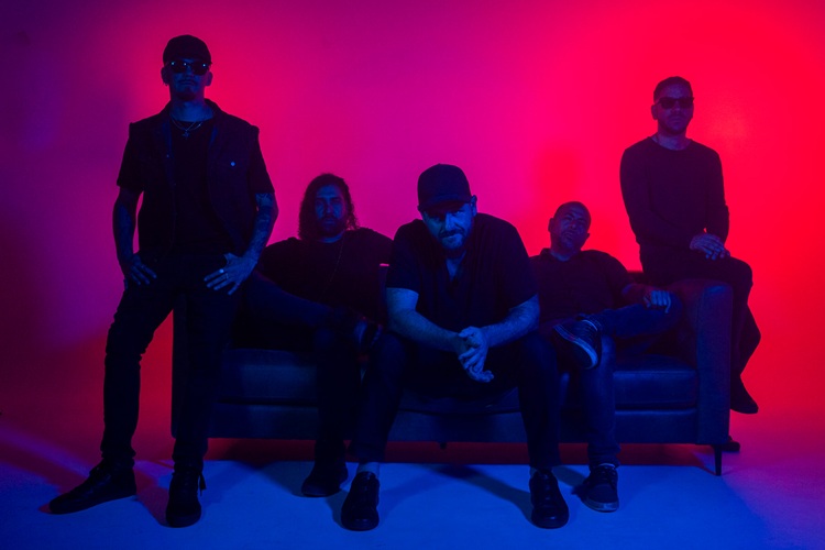 Diego Sagredo y Rodrigo Cortés se refieren a su álbum debut…