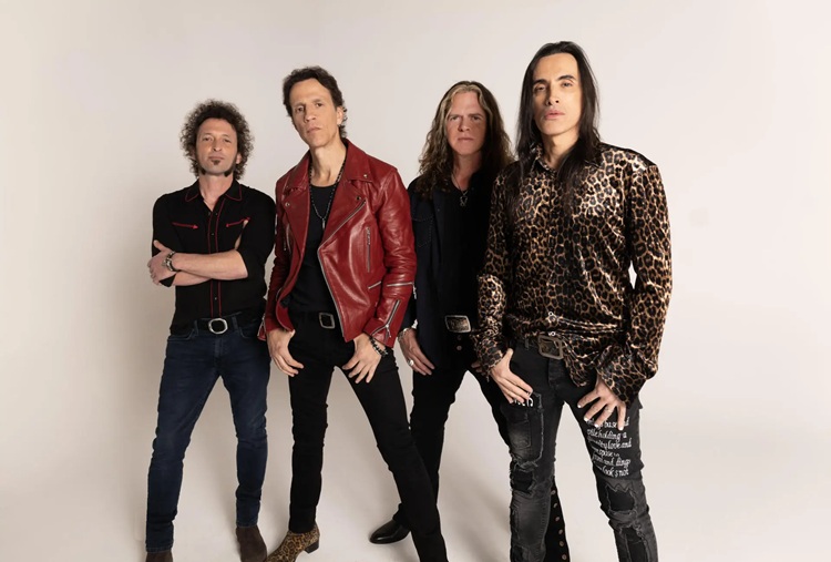 Nuno Bettencourt adelanta su regreso a Chile tras más de diez…