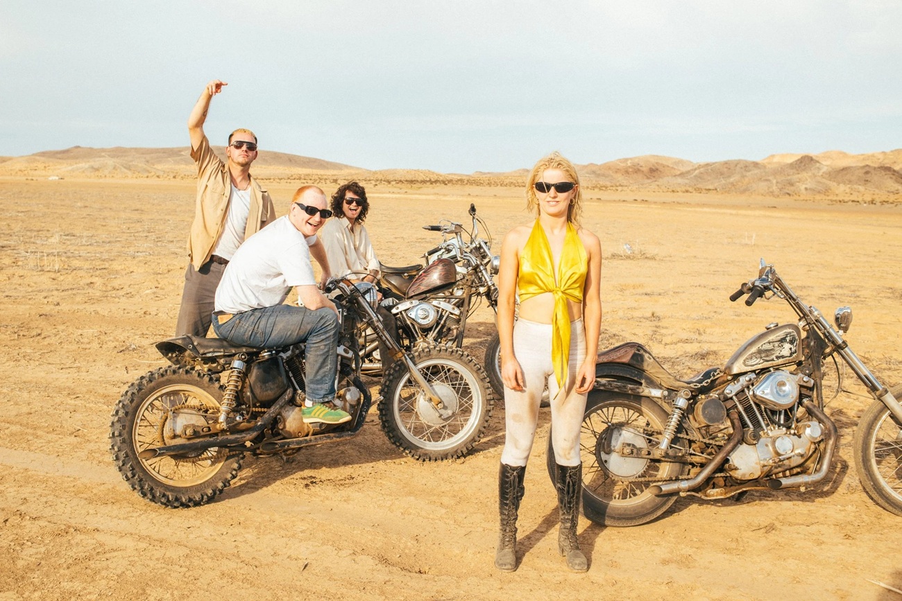 En recién anunciado film en vivo, ''Truth or Consequence''