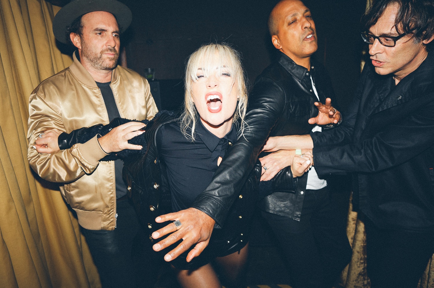 Metric: Romantizar el futuro a través de la nostalgia